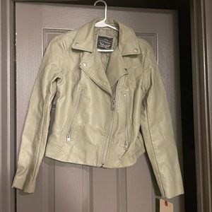 New with tags womens levi faux leather